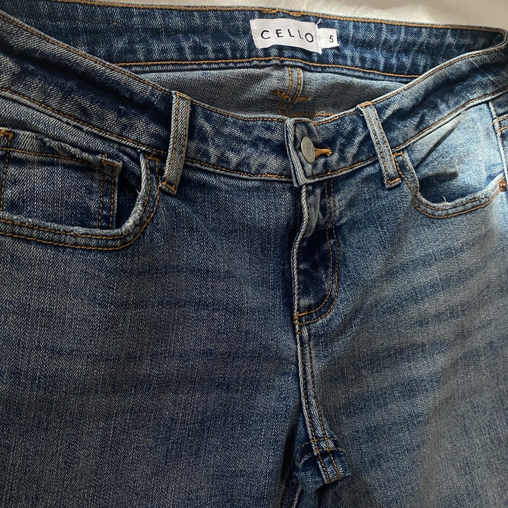CELLO Low rise Blue Jeans